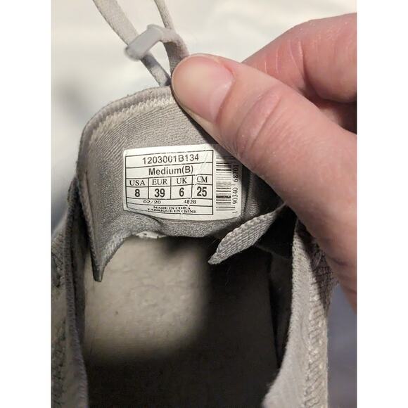 Brooks Levitate 3 Womens Size 8 Gray Athletic Running Shoes Sneakers - Picture 9 of 11